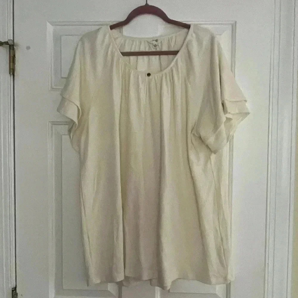 Terra & Sky top size 1x with button